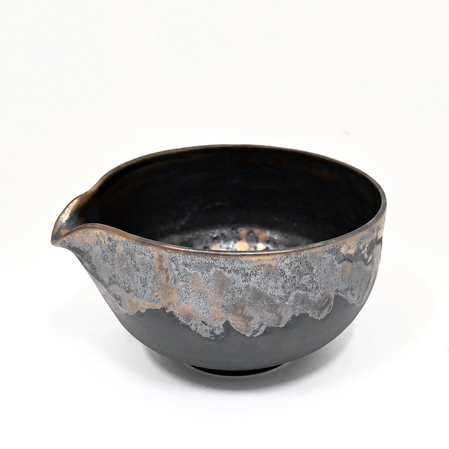 Yukiakari Katakuchi Matcha Bowl — Mangantataki Finish